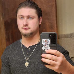 Meet your Posher, Sebastian